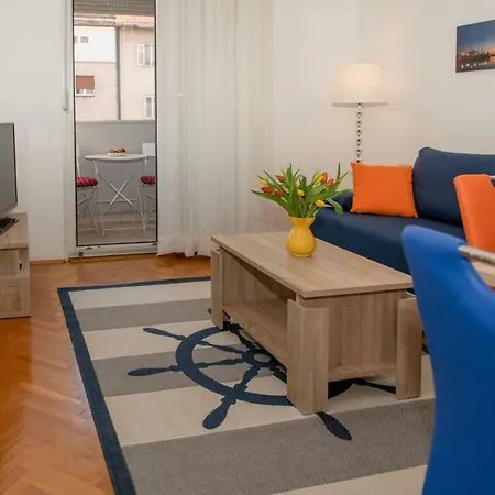 Apartment Bella *