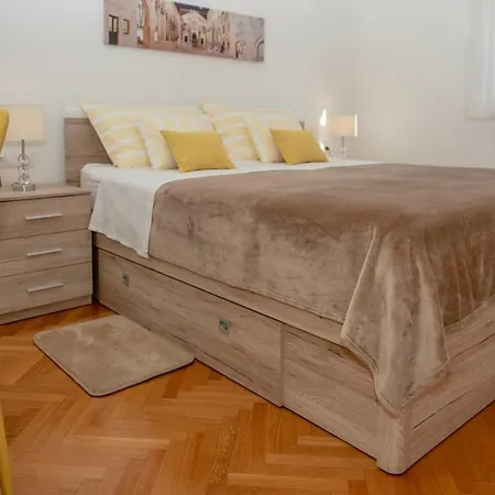 Bella Apartment