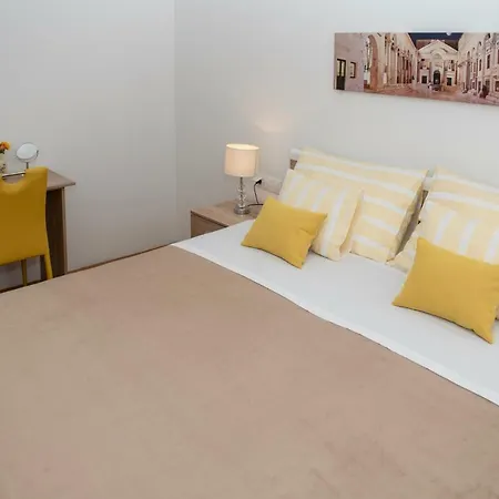 Apartment Bella *