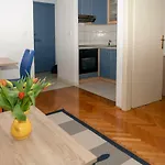 Apartment Bella *