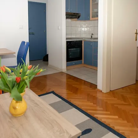 Appartement Bella *